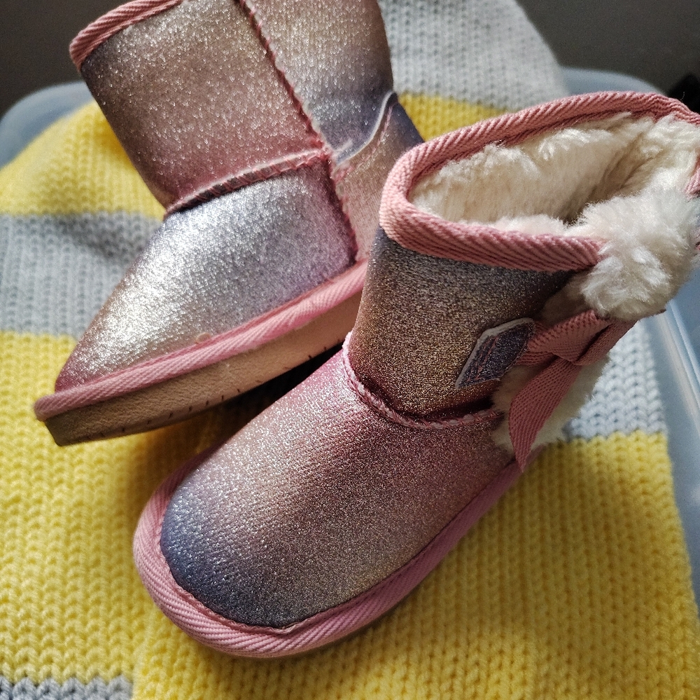 KRABOR  Toddler Girls Glitter Boots Size 7 Toddler
